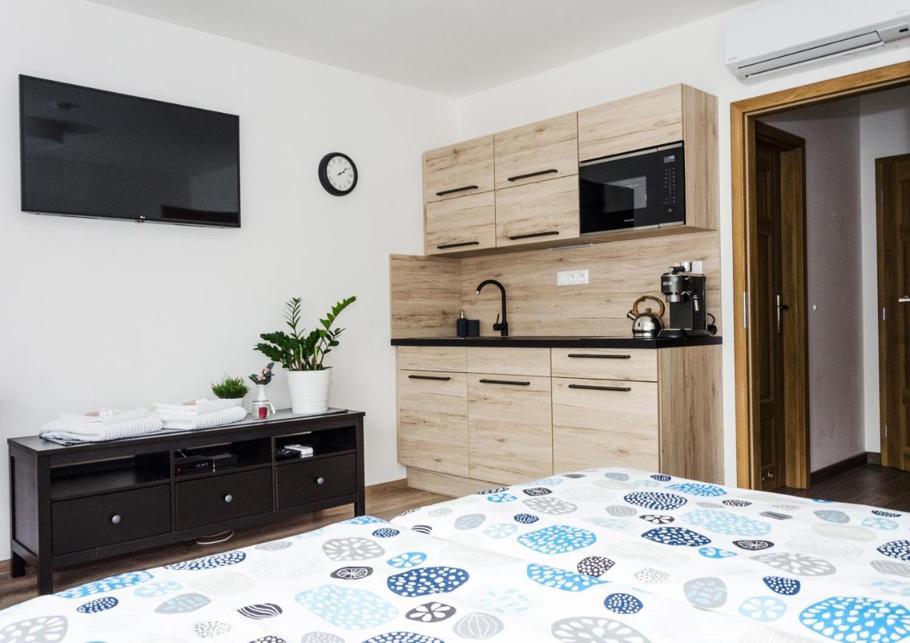 Apartmany U Kotacku Veverske Kninice Екстер'єр фото